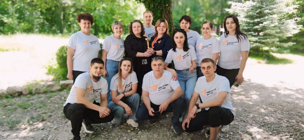 Инна Федоренко: Хочу искренне поздравить команду советников директоров по воспитанию школ Джанкойского района с первым местом в межмуниципальных соревнованиях "Большие игры Навигаторов" Инна Федоренко: Хочу искренне поздравить команду советников директоров по воспитанию школ Джанкойского района с первым местом в межмуниципальных соревнованиях "Большие игры Навигаторов"