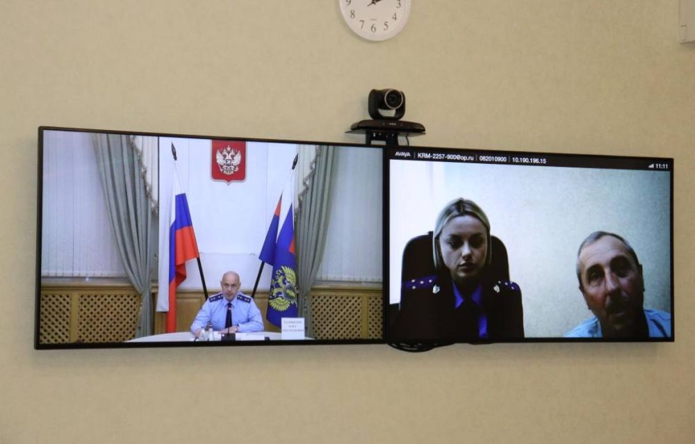 Прокурор Республики Крым Олег Камшилов провел прием граждан Прокурор Республики Крым Олег Камшилов провел прием граждан
