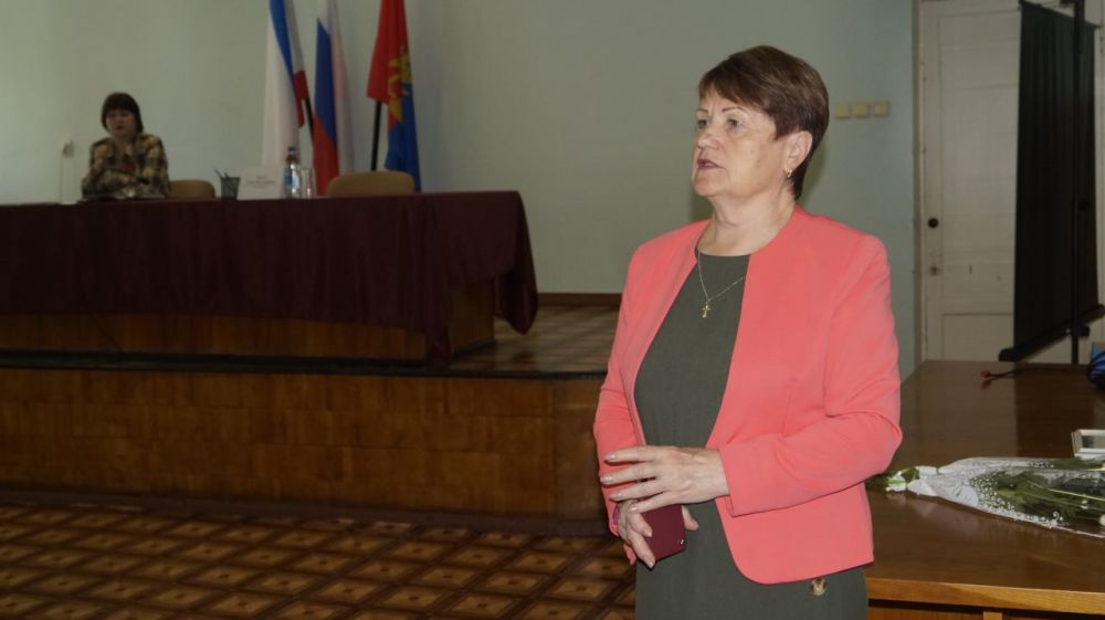 Виктория Грицай: Сегодня провела аппаратное совещание по социально значимым вопросам района с руководителями структурных подразделений администрации, районного совета, организаций и служб Советского района, главами сельских поселений Виктория Грицай: Сегодня провела аппаратное совещание по социально значимым вопросам района с руководителями структурных подразделений администрации, районного совета, организаций и служб Советского района, главами сельских поселений