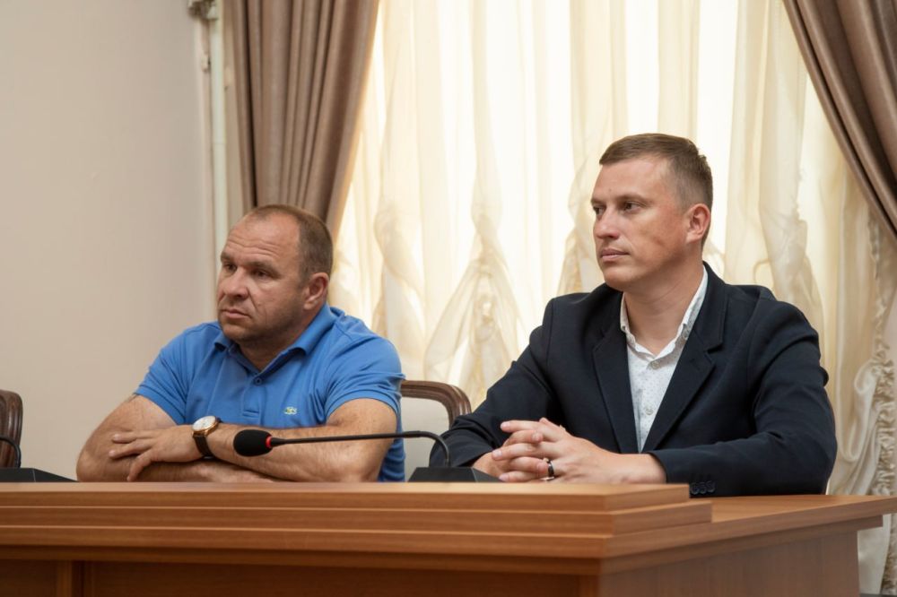 24 мая прошло торжественное награждение юных победителей 4-го городского конкурса «Интересный Симферополь» 24 мая прошло торжественное награждение юных победителей 4-го городского конкурса «Интересный Симферополь»