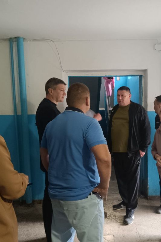 Александр Юрьев: Жители МКД часто обращаются с просьбой помочь с ремонтом общедомового имущества Александр Юрьев: Жители МКД часто обращаются с просьбой помочь с ремонтом общедомового имущества