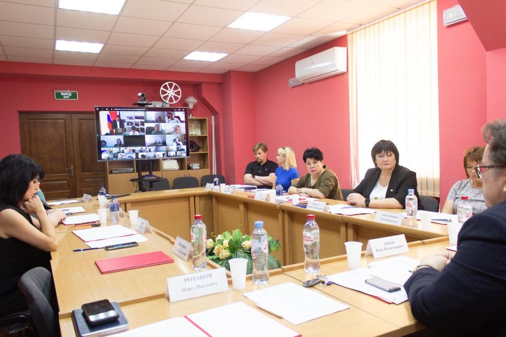 Под председательством Олега Лобова состоялось заседание Коллегии Госкомархива Под председательством Олега Лобова состоялось заседание Коллегии Госкомархива