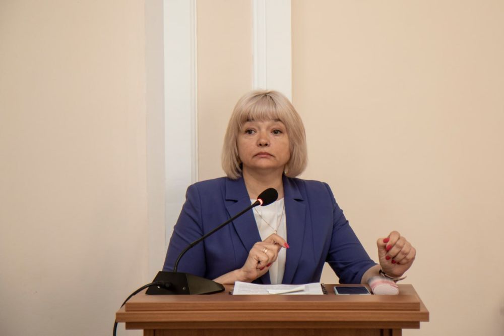 В Симферополе состоялось оперативно-хозяйственное совещание, в ходе которого руководители структурных подразделений отчитались о проделанной работе В Симферополе состоялось оперативно-хозяйственное совещание, в ходе которого руководители структурных подразделений отчитались о проделанной работе