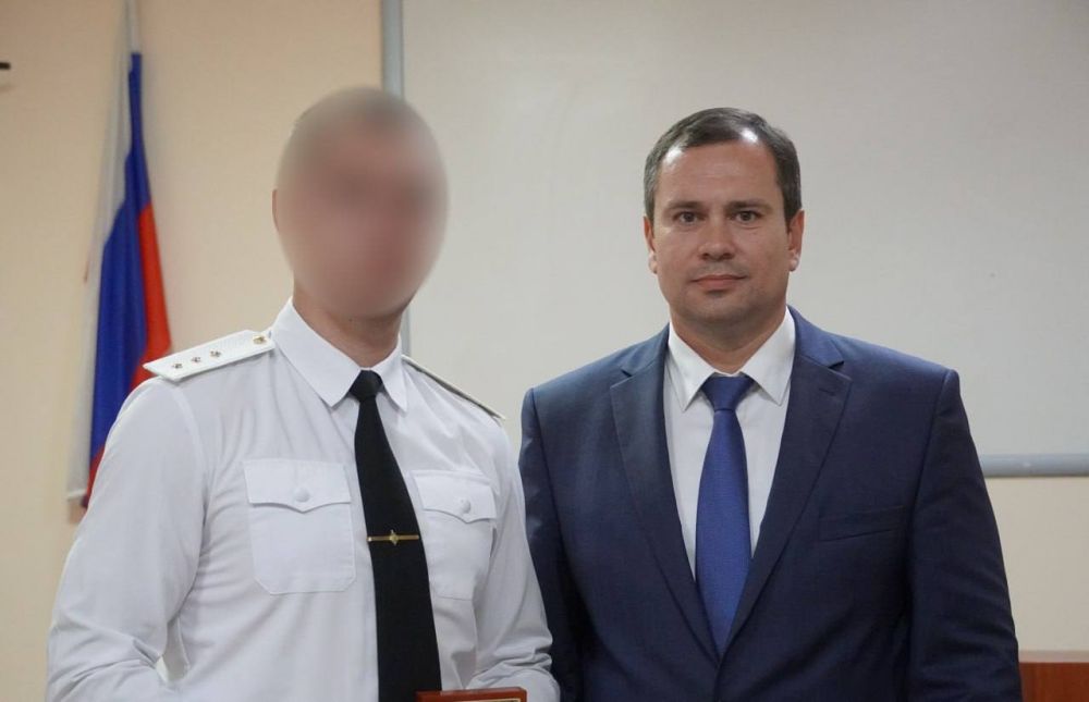 Святослав Брусаков: #с_праздником. Ежегодно 28 мая в России отмечается День пограничника. В честь праздника в войсковой части состоялось торжественное собрание Святослав Брусаков: #с_праздником. Ежегодно 28 мая в России отмечается День пограничника. В честь праздника в войсковой части состоялось торжественное собрание