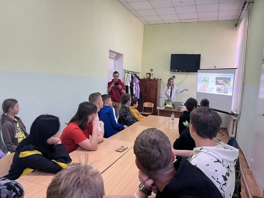 В Крымском федеральном университете состоялась итоговая встреча участников внедрения педагогического подхода «Обучение... В Крымском федеральном университете состоялась итоговая встреча участников внедрения педагогического подхода «Обучение...