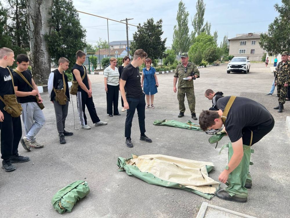Игорь Ивин: Одним из направлений военно-патриотического воспитания учащихся является проведение учебных сборов Игорь Ивин: Одним из направлений военно-патриотического воспитания учащихся является проведение учебных сборов