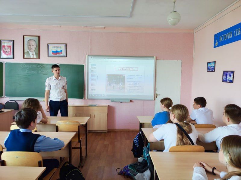В Севастополе более двенадцати тысяч школьников стали участниками профилактического мероприятия «Внимание – дети!» В Севастополе более двенадцати тысяч школьников стали участниками профилактического мероприятия «Внимание – дети!»