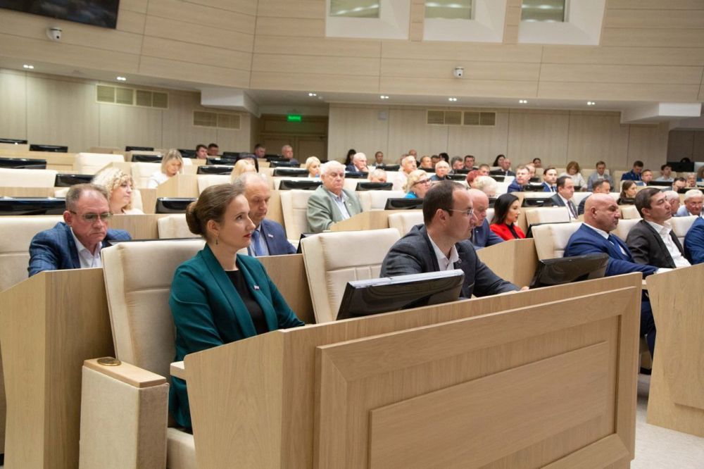 Владимир Константинов: Депутаты Государственного Совета внесли изменения в Закон Республики Крым «О попечительской деятельности» Владимир Константинов: Депутаты Государственного Совета внесли изменения в Закон Республики Крым «О попечительской деятельности»