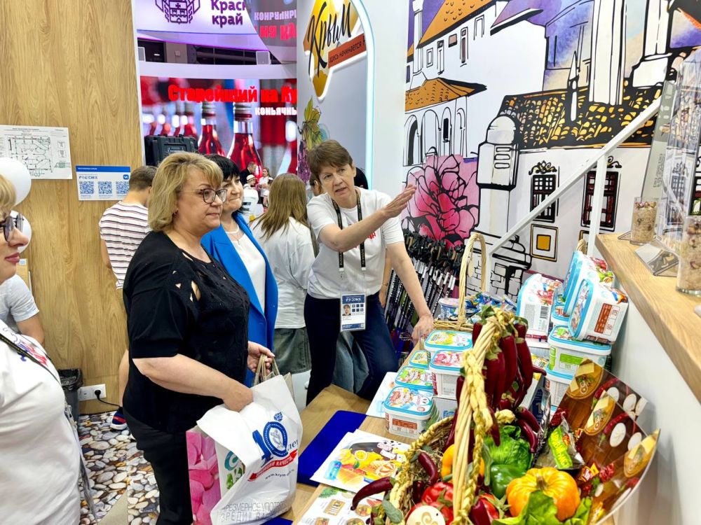 САКИ НА ВДНХ: НА СТЕНДЕ – ВЫСОКИЕ ГОСТИ САКИ НА ВДНХ: НА СТЕНДЕ – ВЫСОКИЕ ГОСТИ