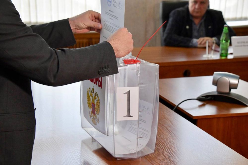 Владимир Немцев: Принял участие в первом заседании Севастопольской городской избирательной комиссии нового состава Владимир Немцев: Принял участие в первом заседании Севастопольской городской избирательной комиссии нового состава