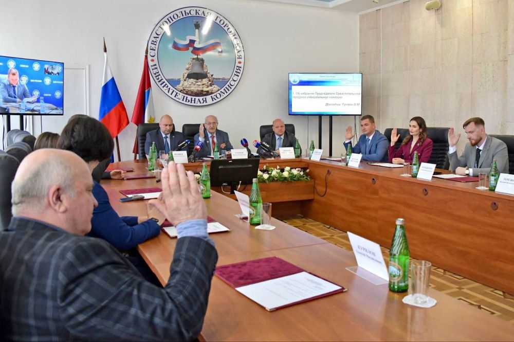 Владимир Немцев: Принял участие в первом заседании Севастопольской городской избирательной комиссии нового состава Владимир Немцев: Принял участие в первом заседании Севастопольской городской избирательной комиссии нового состава