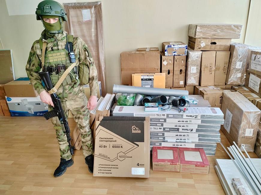 Офицеры военных следственных органов СК России направили гуманитарную помощь в новые регионы Офицеры военных следственных органов СК России направили гуманитарную помощь в новые регионы