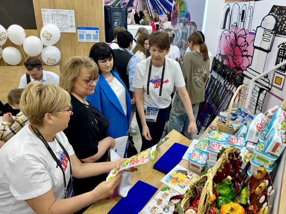 САКИ НА ВДНХ: НА СТЕНДЕ – ВЫСОКИЕ ГОСТИ САКИ НА ВДНХ: НА СТЕНДЕ – ВЫСОКИЕ ГОСТИ