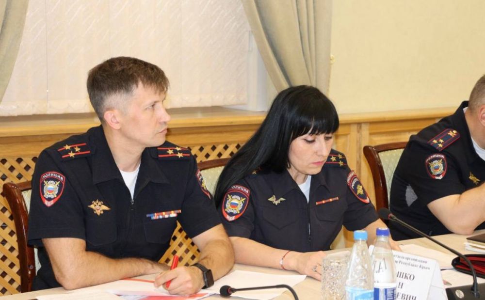 В прокуратуре Крыма под председательством заместителя прокурора республики Андрея Кулагина проведено межведомственное совещание руководителей правоохранительных органов В прокуратуре Крыма под председательством заместителя прокурора республики Андрея Кулагина проведено межведомственное совещание руководителей правоохранительных органов