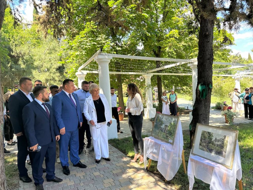 Юрий Нестеренко: В советский период нашей истории отпуск в Алуште был мечтой для миллионов советских граждан Юрий Нестеренко: В советский период нашей истории отпуск в Алуште был мечтой для миллионов советских граждан