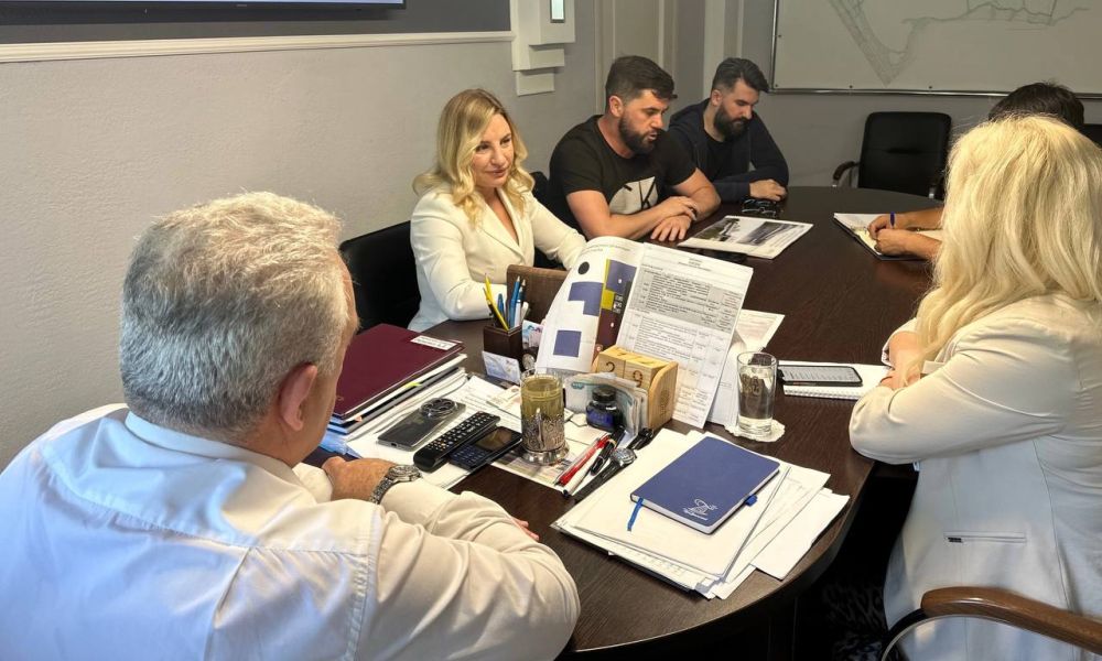 Ольга Торубарова: Провели рабочую встречу с главой администрации города Саки Александр Овдиенко по дальнейшим планам развития спортивной инфраструктуры города - курорта Саки Ольга Торубарова: Провели рабочую встречу с главой администрации города Саки Александр Овдиенко по дальнейшим планам развития спортивной инфраструктуры города - курорта Саки