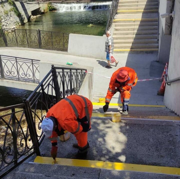 Чистая Ялта: уборка в режиме нон-стоп Чистая Ялта: уборка в режиме нон-стоп