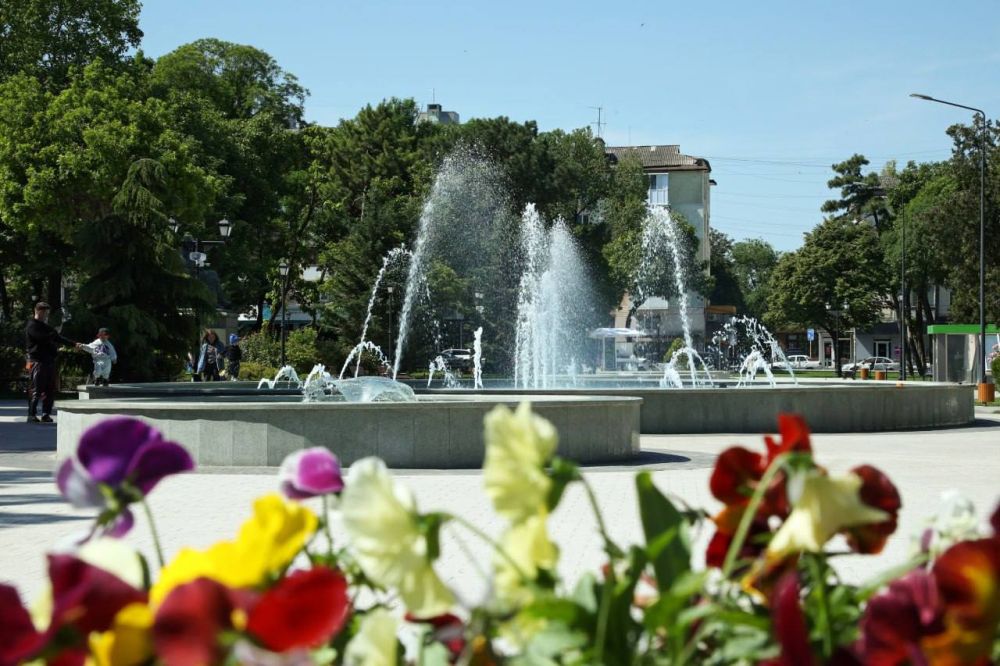 Симферополю 240 лет.. Об этом заявил глава Крыма Сергей Аксенов, поздравляя столицу республики с днем рождения Симферополю 240 лет.. Об этом заявил глава Крыма Сергей Аксенов, поздравляя столицу республики с днем рождения