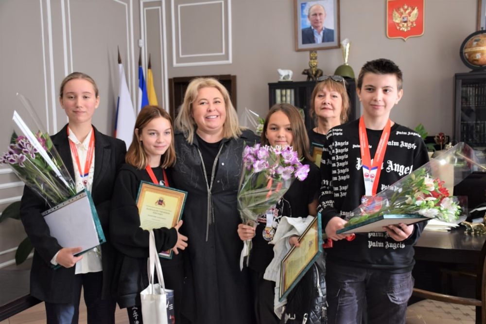 Янина Павленко: С первым днём лета, друзья! Янина Павленко: С первым днём лета, друзья!