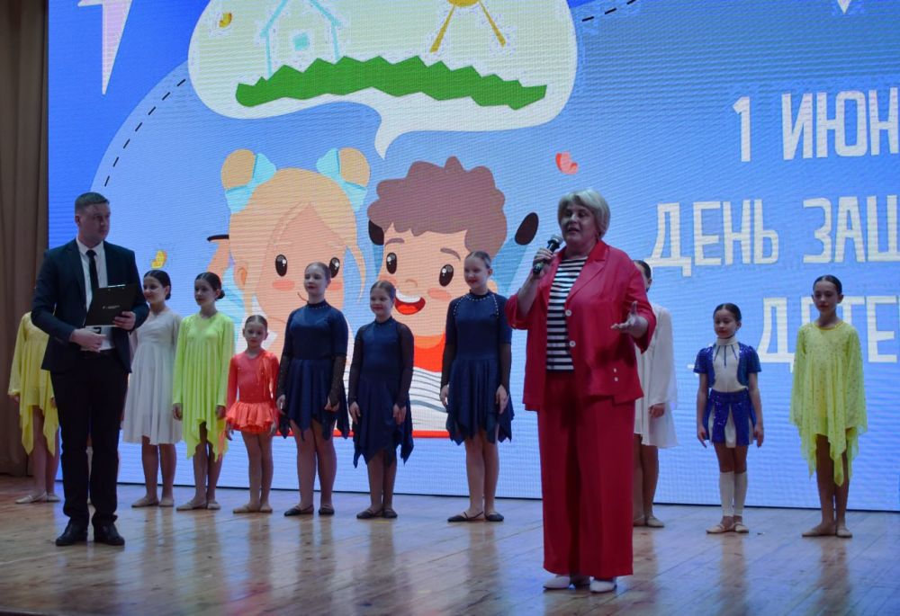 Галина Огнёва: В Доме творчества «Подмосковье» состоялся праздничный концерт, посвященный Международному дню защиты детей Галина Огнёва: В Доме творчества «Подмосковье» состоялся праздничный концерт, посвященный Международному дню защиты детей