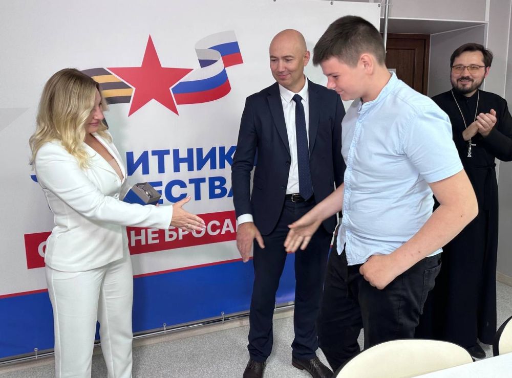 Министр спорта Ольга Торубарова совместно с первым заместителем Сергеем Гниздыло, руководителем Филиала Государственного... Министр спорта Ольга Торубарова совместно с первым заместителем Сергеем Гниздыло, руководителем Филиала Государственного...