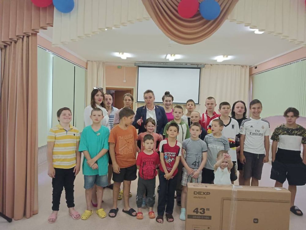 Аппараты мировых судей Керченского судебного района совместно с аппаратом Керченского городского суда посетили воспитанников... Аппараты мировых судей Керченского судебного района совместно с аппаратом Керченского городского суда посетили воспитанников...