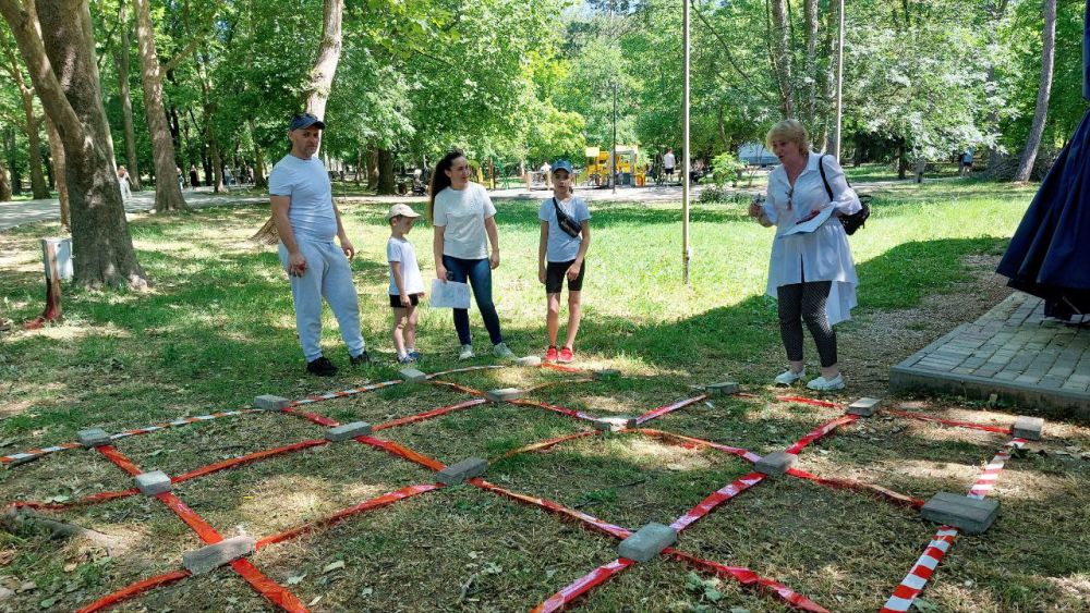 Продолжаем праздновать День рождения любимого Симферополя! Продолжаем праздновать День рождения любимого Симферополя!