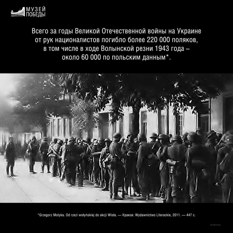 Научные сотрудники Музея Победы ежедневно изучают множество документов и зарубежных книг о Второй мировой и Великой Отечественной войнах Научные сотрудники Музея Победы ежедневно изучают множество документов и зарубежных книг о Второй мировой и Великой Отечественной войнах