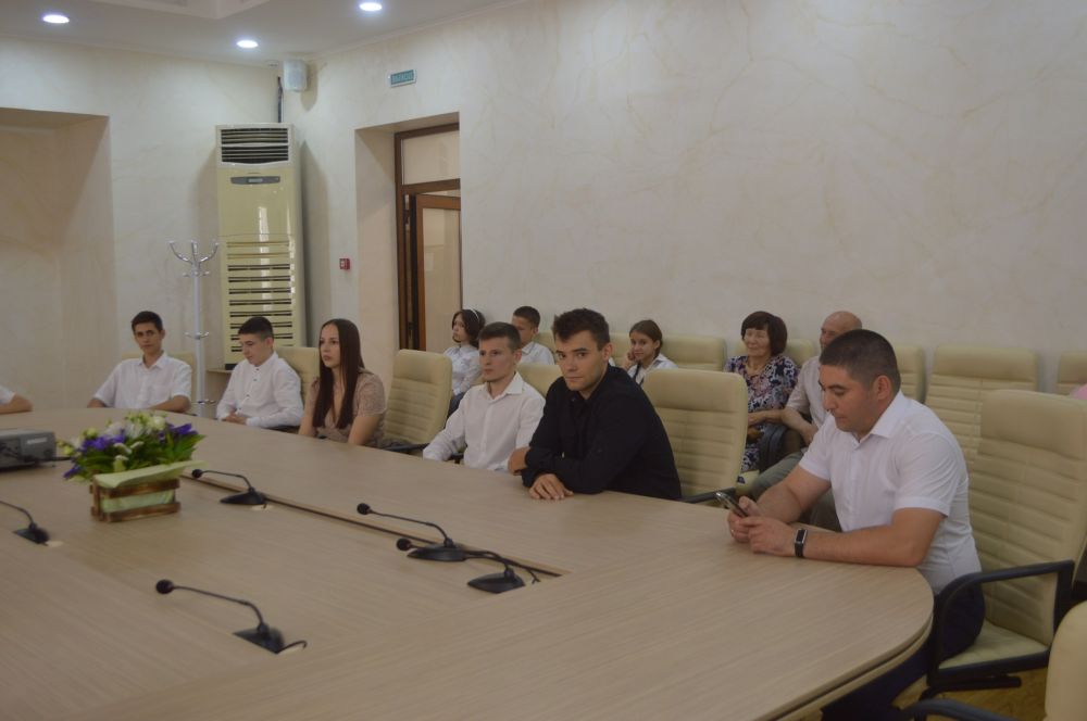 Валентина Лаврик: В преддверии Международного праздника Дня защиты детей заместитель министра образования, науки и молодежи... Валентина Лаврик: В преддверии Международного праздника Дня защиты детей заместитель министра образования, науки и молодежи...