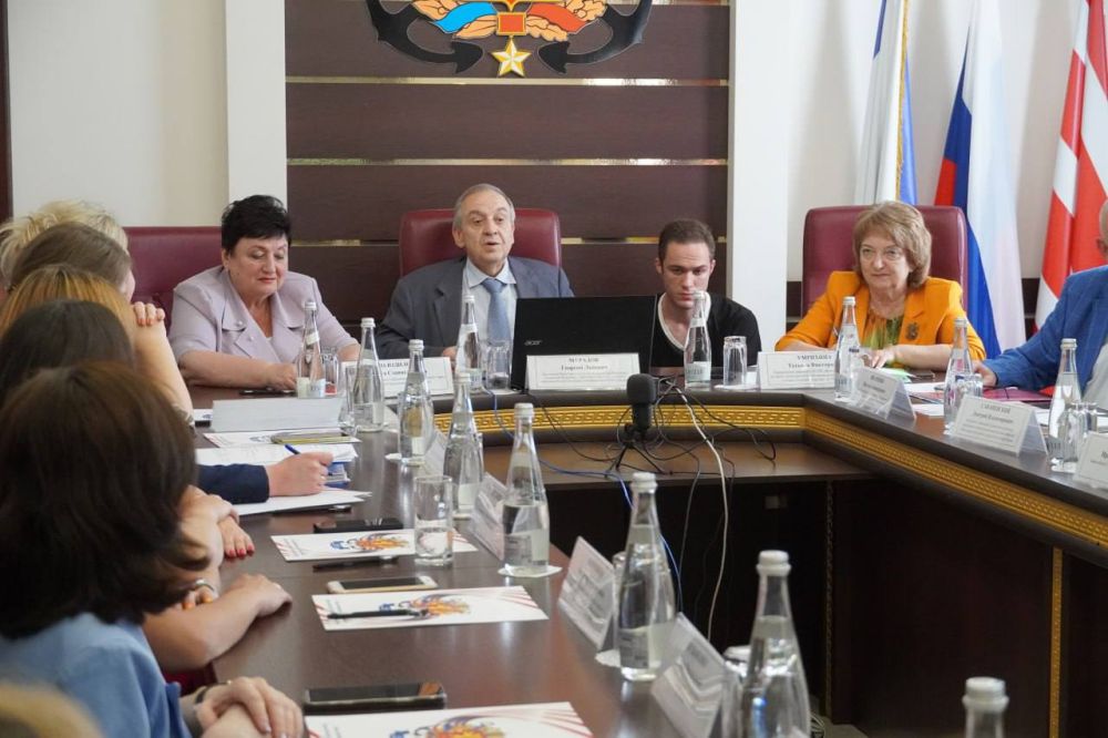 #городские_новости. Керчь стала площадкой для подписания соглашения о сотрудничестве по определению межрегионального туристского маршрута «Золотое кольцо Боспорского царства. Античное наследие России» в качестве национального туристского маршрута #городские_новости. Керчь стала площадкой для подписания соглашения о сотрудничестве по определению межрегионального туристского маршрута «Золотое кольцо Боспорского царства. Античное наследие России» в качестве национального туристского маршрута