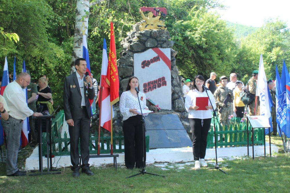 Виктория Грицай: Совместно с первым заместителем Председателя Государственного Совета Республики Крым Ефимом Фиксом... Виктория Грицай: Совместно с первым заместителем Председателя Государственного Совета Республики Крым Ефимом Фиксом...