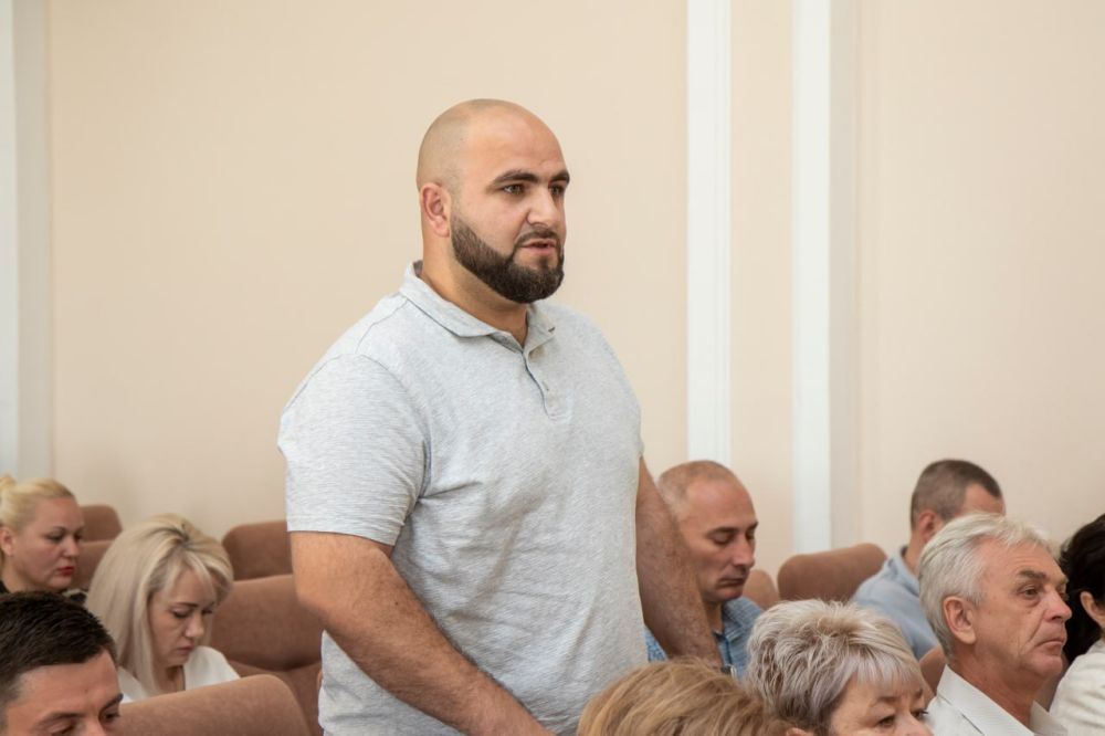 В Симферополе состоялось оперативно-хозяйственное совещание, в ходе которого руководители структурных подразделений отчитались о проделанной работе В Симферополе состоялось оперативно-хозяйственное совещание, в ходе которого руководители структурных подразделений отчитались о проделанной работе
