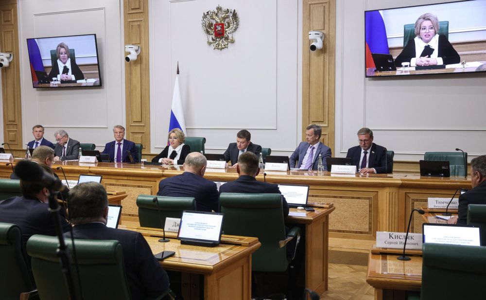 В. Матвиенко: Разработки Сбербанка в сфере высоких технологий востребованы в регионах России В. Матвиенко: Разработки Сбербанка в сфере высоких технологий востребованы в регионах России