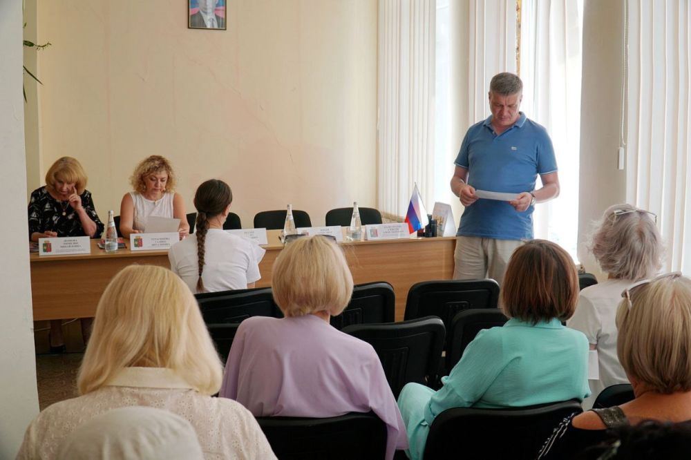 Александр Юрьев: Продолжаем проводить заседания Советов территории наших послков Александр Юрьев: Продолжаем проводить заседания Советов территории наших послков