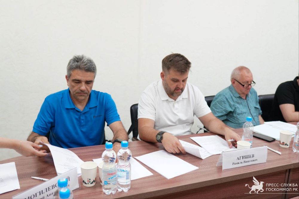 Алексей Зинченко: В Ресурсном центре поддержки добровольчества провели рабочее совещание под руководством председателя организационного комитета – министра внутренней политики, информации и связи Альберта Куршутова Алексей Зинченко: В Ресурсном центре поддержки добровольчества провели рабочее совещание под руководством председателя организационного комитета – министра внутренней политики, информации и связи Альберта Куршутова