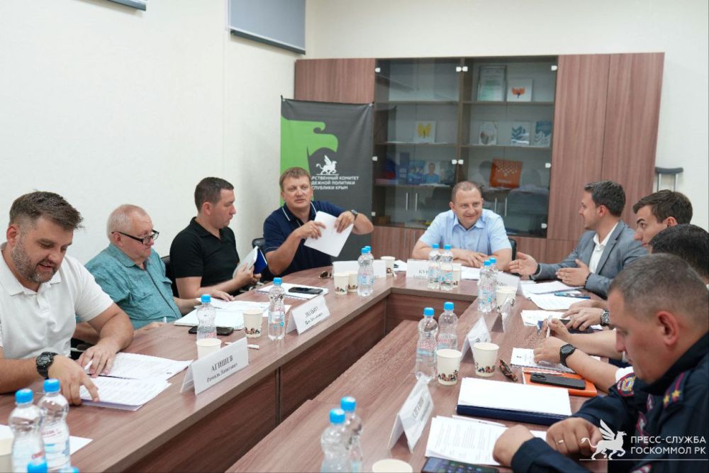 Алексей Зинченко: В Ресурсном центре поддержки добровольчества провели рабочее совещание под руководством председателя организационного комитета – министра внутренней политики, информации и связи Альберта Куршутова Алексей Зинченко: В Ресурсном центре поддержки добровольчества провели рабочее совещание под руководством председателя организационного комитета – министра внутренней политики, информации и связи Альберта Куршутова