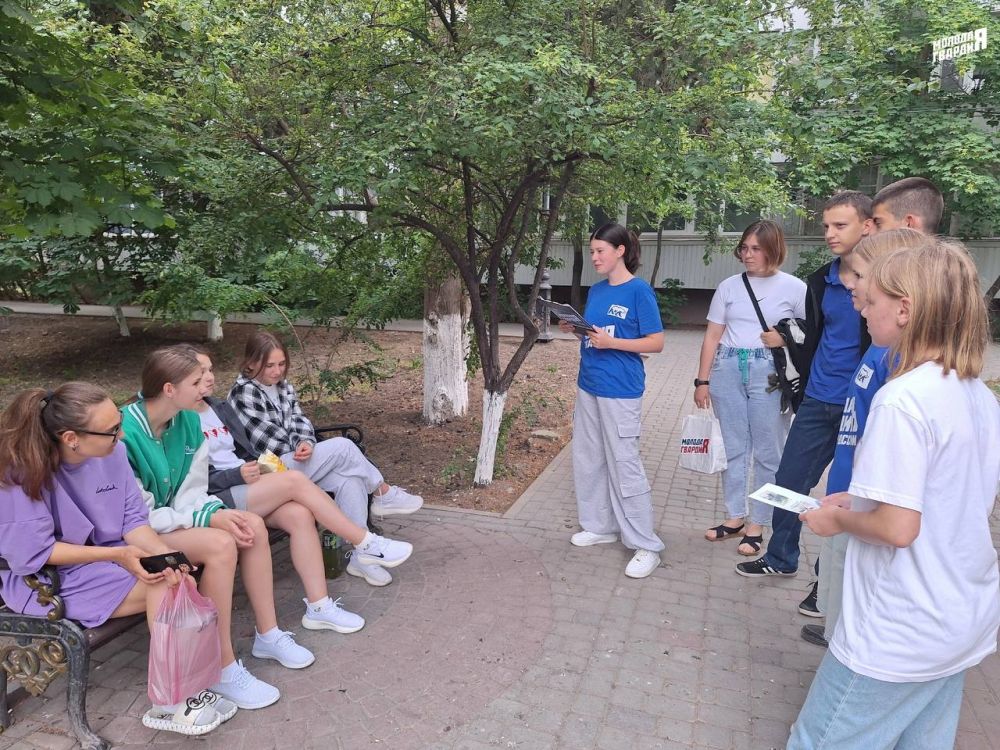 Судакские молодогвардейцы провели викторину «Его Величество поэт» Судакские молодогвардейцы провели викторину «Его Величество поэт»