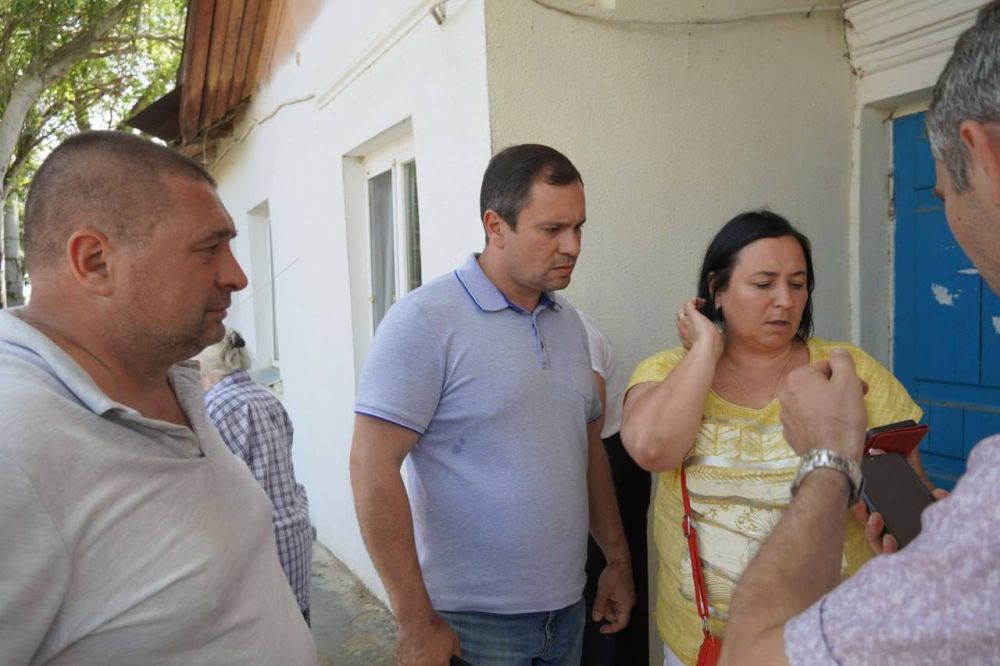 #в_диалоге_с_керчанами. Заместитель главы администрации Олег КАТОРГИН провел встречи с жителями #в_диалоге_с_керчанами. Заместитель главы администрации Олег КАТОРГИН провел встречи с жителями