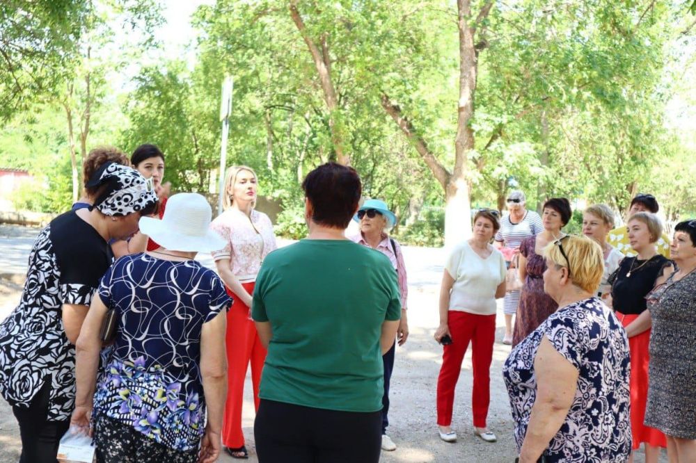 Инна Федоренко: Сегодня провела встречи с жителями МКД в пгт Вольное по проблемным вопросам Инна Федоренко: Сегодня провела встречи с жителями МКД в пгт Вольное по проблемным вопросам