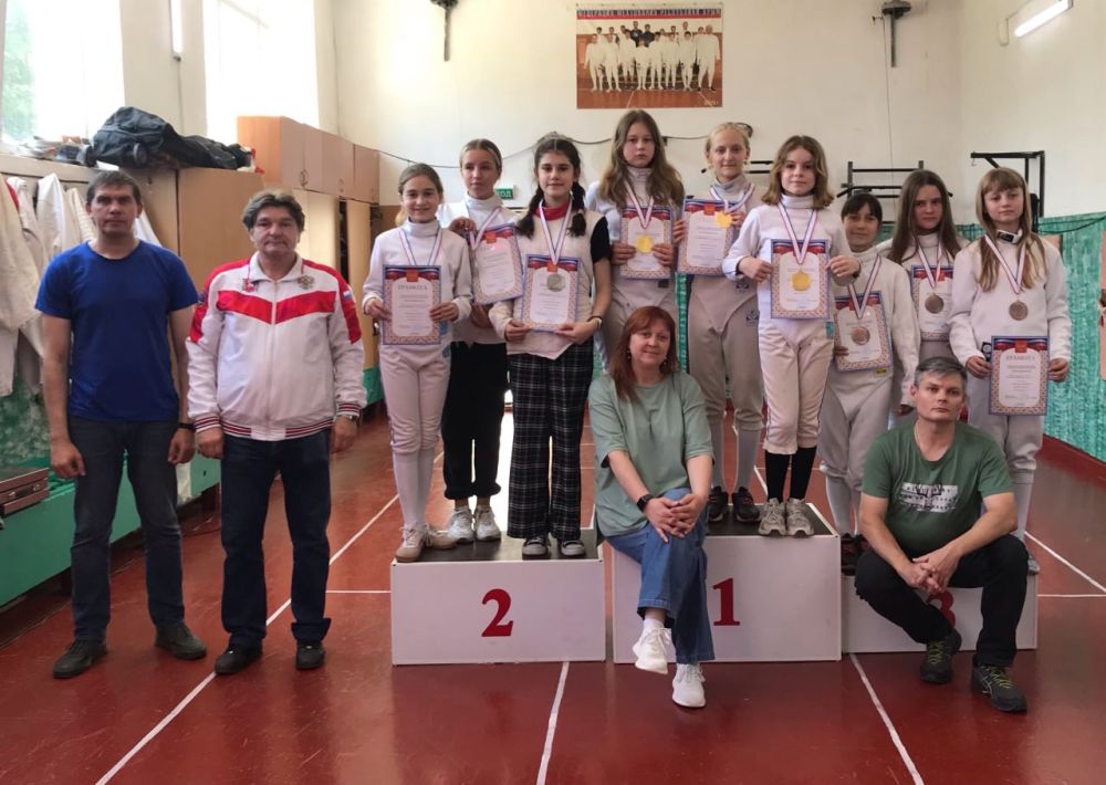 #знайнаших. В крымской столице завершились соревнования по фехтованию #знайнаших. В крымской столице завершились соревнования по фехтованию