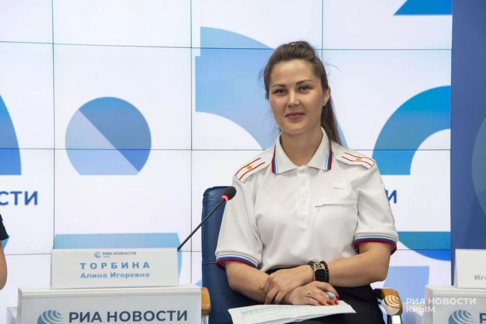 Сотрудники МВД по Республике Крым приняли участие в пресс-конференции «Мошенники в "деле": как уберечь детей от действий аферистов?» Сотрудники МВД по Республике Крым приняли участие в пресс-конференции «Мошенники в "деле": как уберечь детей от действий аферистов?»