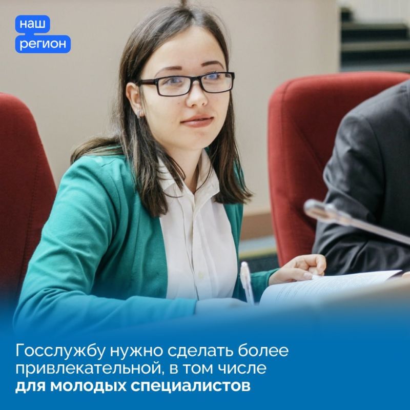 Глава Крыма Сергей Аксёнов дал интервью Сергею Михееву на телеканале «Крым 24» Глава Крыма Сергей Аксёнов дал интервью Сергею Михееву на телеканале «Крым 24»