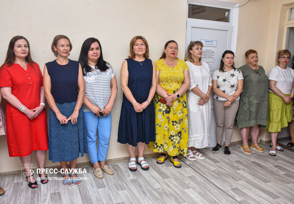 В Евпатории поздравили соцработников В Евпатории поздравили соцработников