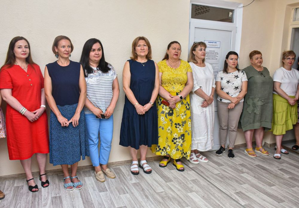 Эммилия Леонова: Поздравила с наступающим профессиональным праздником — Днём социального работника Департамент труда и социальной защиты г. впатория! Эммилия Леонова: Поздравила с наступающим профессиональным праздником — Днём социального работника Департамент труда и социальной защиты г. впатория!