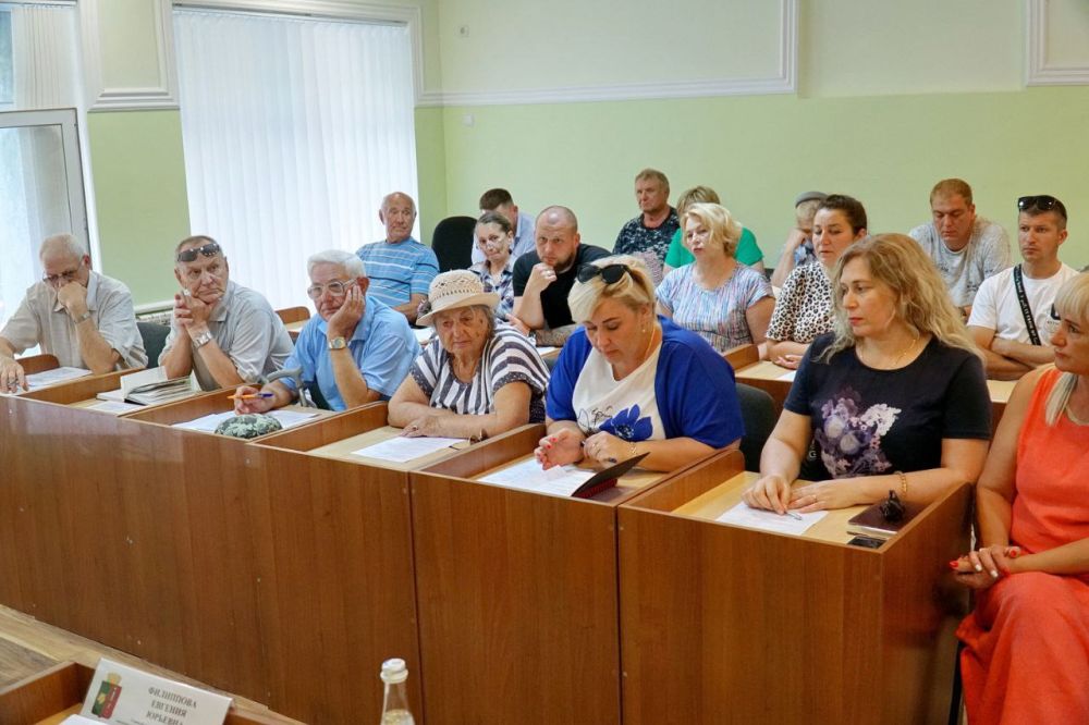 Александр Юрьев: Провели заседание Совета территории пгт Мирный Александр Юрьев: Провели заседание Совета территории пгт Мирный