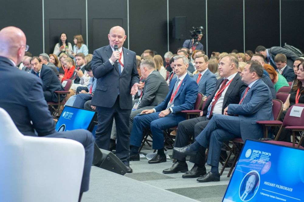 Михаил Развожаев: Также накануне на ПМЭФ участвовал в сессии «Туризм и индустрия гостеприимства: новые механизмы государственной поддержки» Михаил Развожаев: Также накануне на ПМЭФ участвовал в сессии «Туризм и индустрия гостеприимства: новые механизмы государственной поддержки»