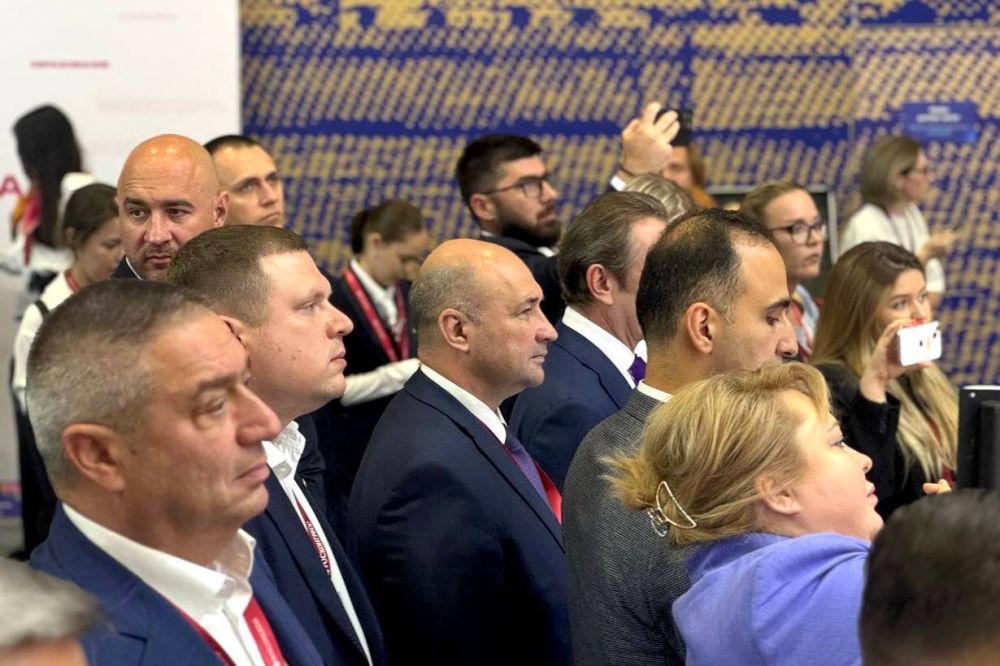 Владимир Немцев: В третий день работы ПМЭФ-2024 в составе делегации под руководством Губернатора города Михаила Владимировича Развожаева принял участие в знаковом для Севастополя мероприятии Владимир Немцев: В третий день работы ПМЭФ-2024 в составе делегации под руководством Губернатора города Михаила Владимировича Развожаева принял участие в знаковом для Севастополя мероприятии