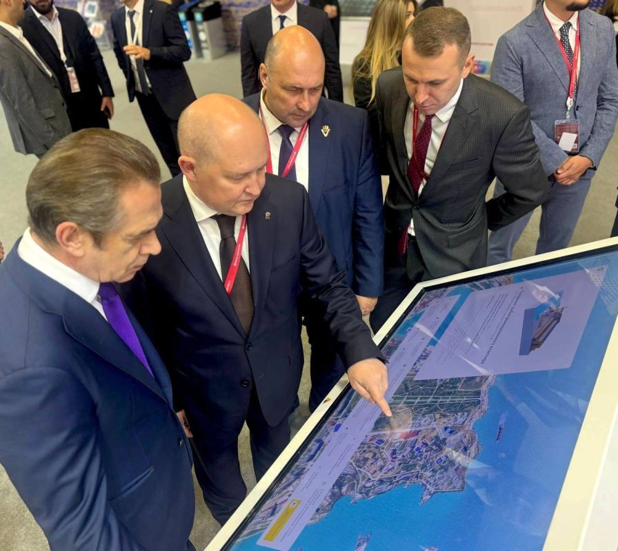 Владимир Немцев: В третий день работы ПМЭФ-2024 в составе делегации под руководством Губернатора города Михаила Владимировича Развожаева принял участие в знаковом для Севастополя мероприятии Владимир Немцев: В третий день работы ПМЭФ-2024 в составе делегации под руководством Губернатора города Михаила Владимировича Развожаева принял участие в знаковом для Севастополя мероприятии