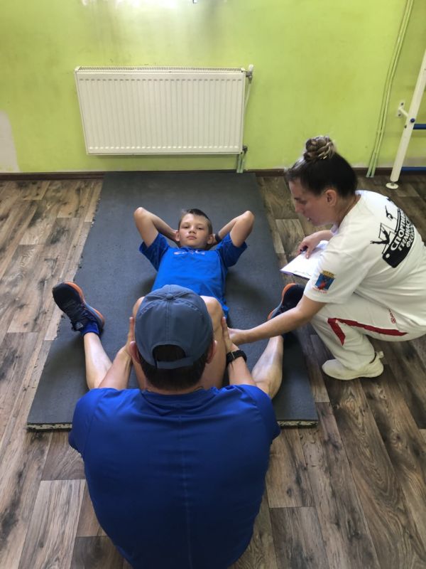 В Феодосии состоялся муниципальный этап Фестиваля ВФСК ГТО среди семейных команд! В Феодосии состоялся муниципальный этап Фестиваля ВФСК ГТО среди семейных команд!