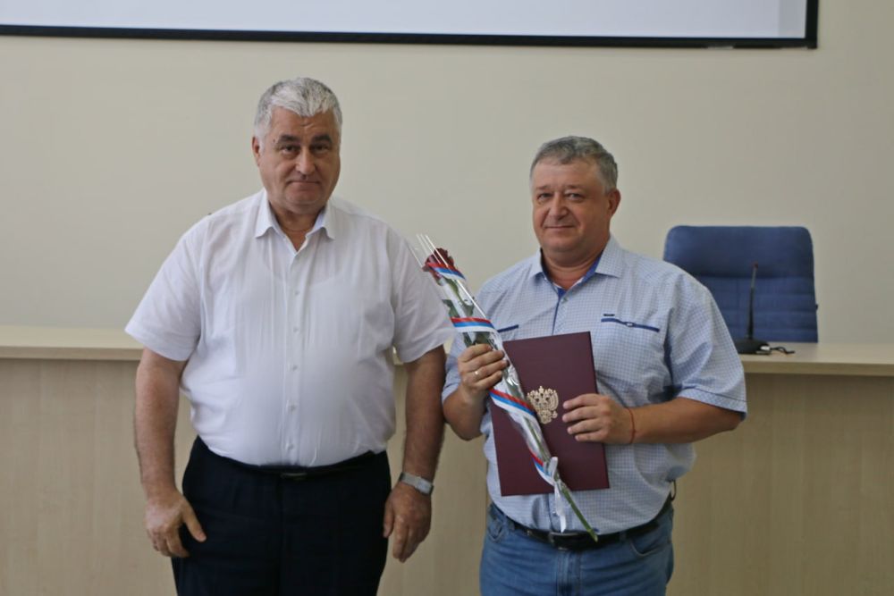 Константин Подсевалов: Сегодня, в преддверии Дня социального работника, мы наградили работников социальной сферы городского округа Судак Константин Подсевалов: Сегодня, в преддверии Дня социального работника, мы наградили работников социальной сферы городского округа Судак